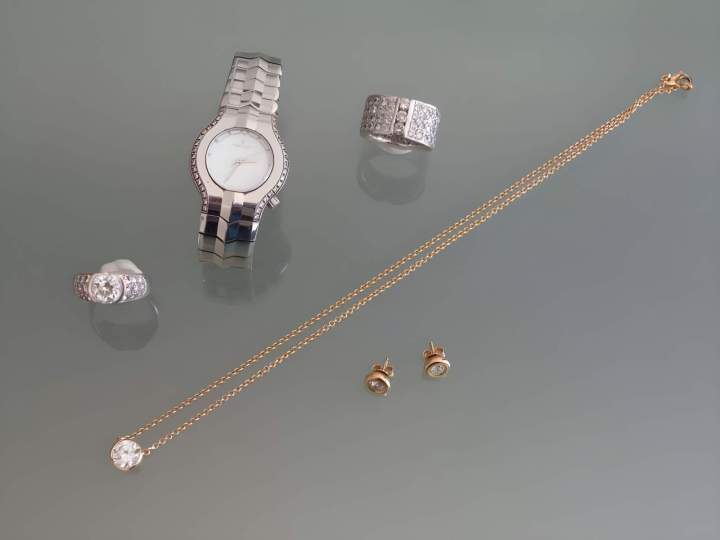 Évaluation professionnelle de vos bijoux précieux